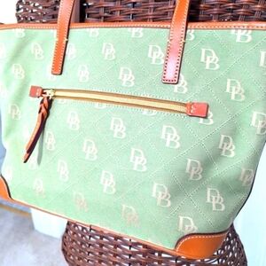 NWOT Dooney Bourke Max Quilt Charleston/Gretta Tote